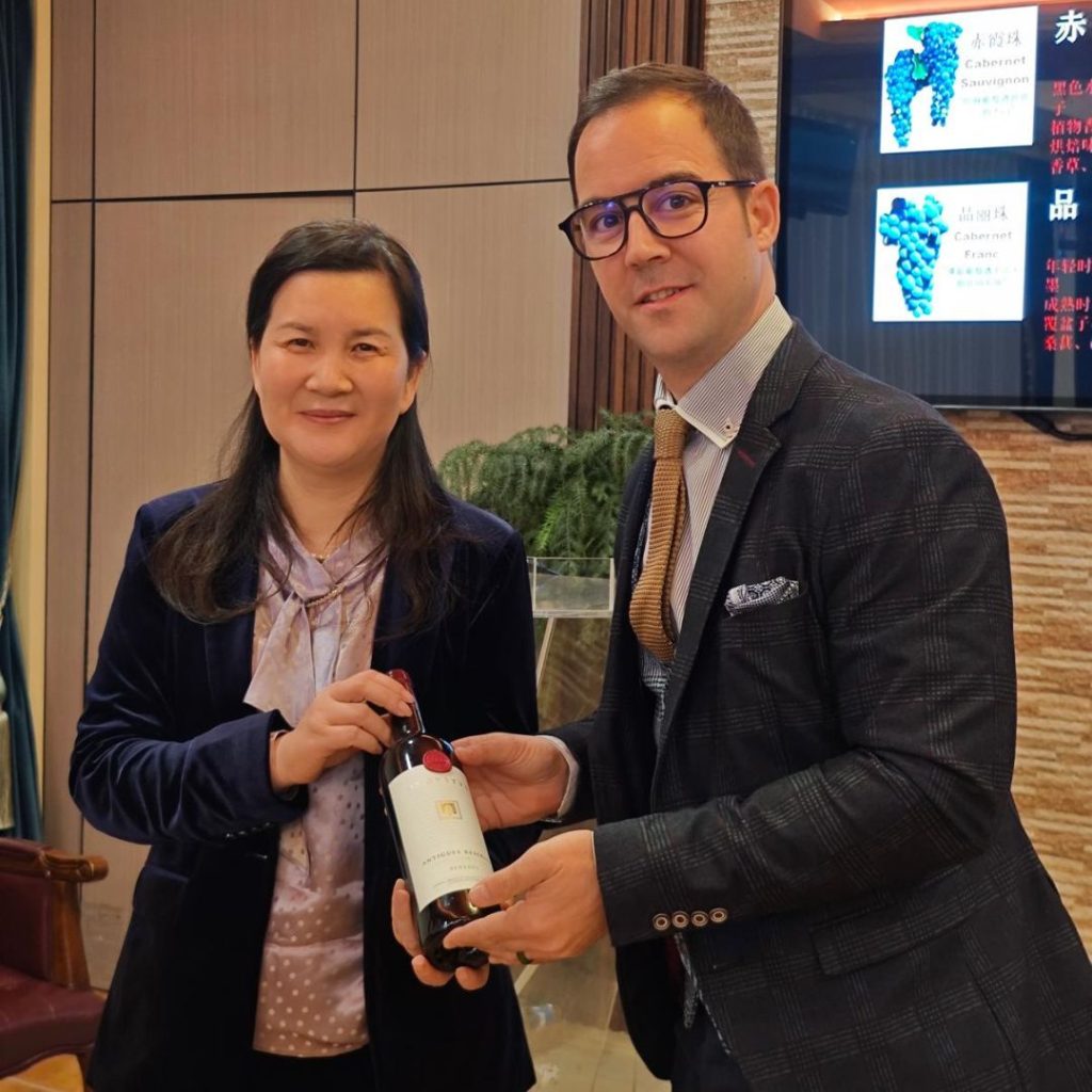 Imatge de Albert Roca als mercats internacionals amb els vins d’Avgvstvs Forvm