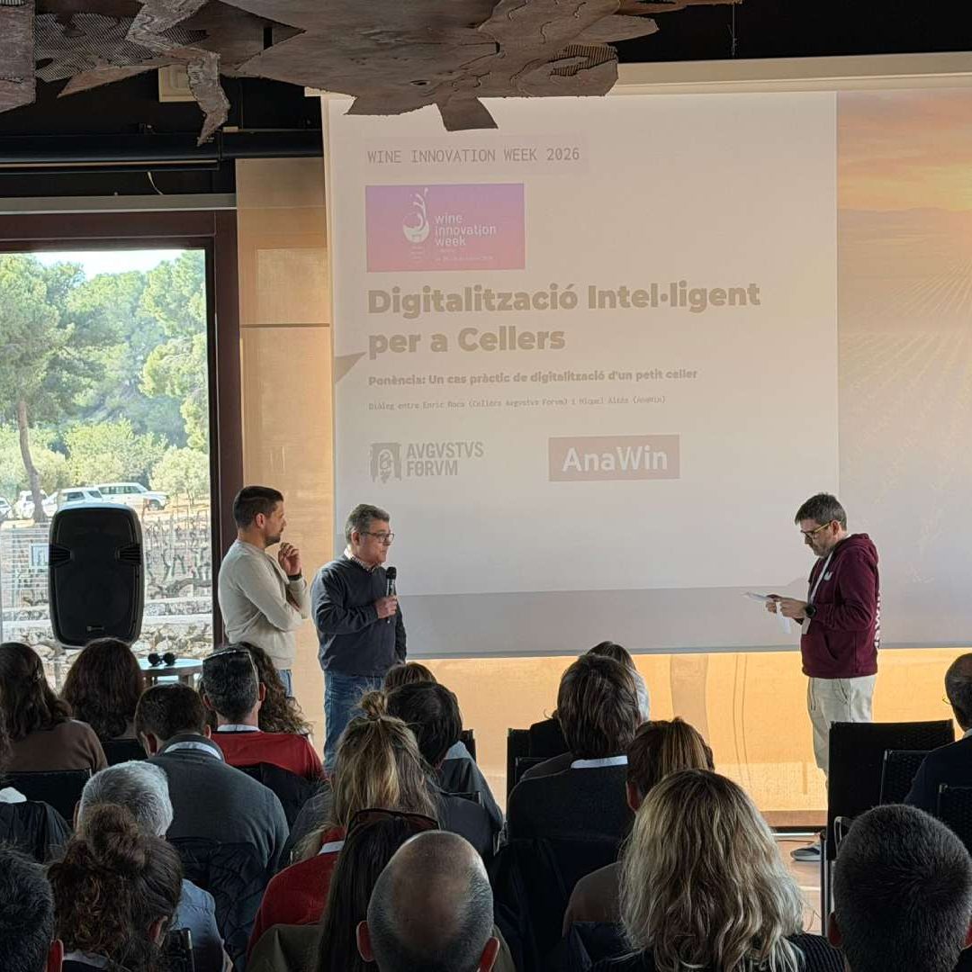 Fotografía de la presentación sobre digitalización inteligente para bodegas