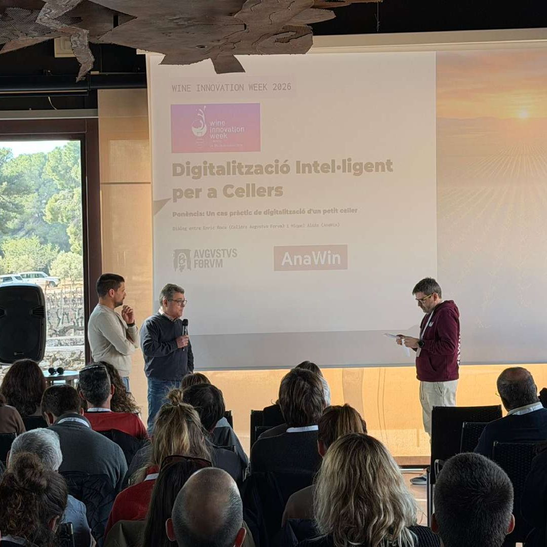 Fotografía de la presentació sobre la digitalització intel·ligent per a cellers